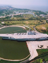 场馆名称:中国兵器博览馆地 址:青浦区沪青平公路6888号东方绿舟内